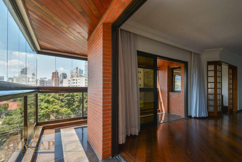 Apartamento à venda com 4 quartos, 235m² - Foto 7