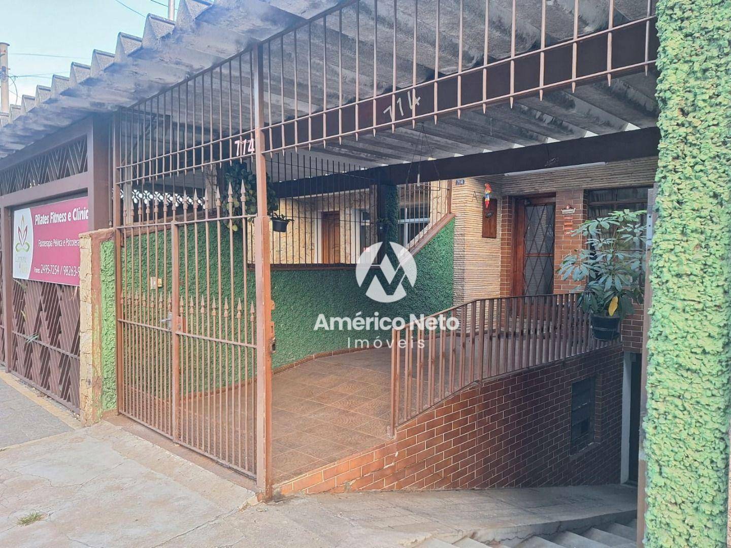 Casa à venda e aluguel com 3 quartos, 300m² - Foto 58