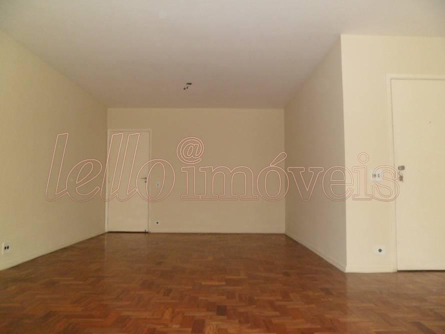 Apartamento para alugar com 3 quartos, 140m² - Foto 1