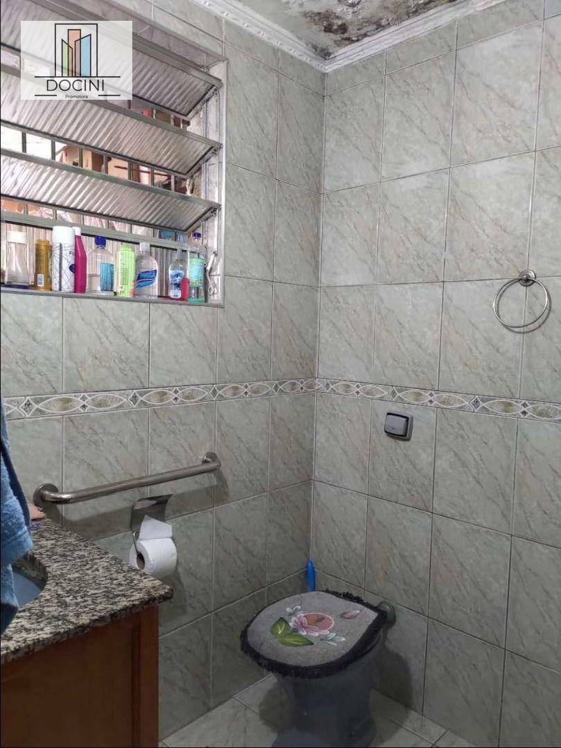 Sobrado à venda com 3 quartos, 250M2 - Foto 12