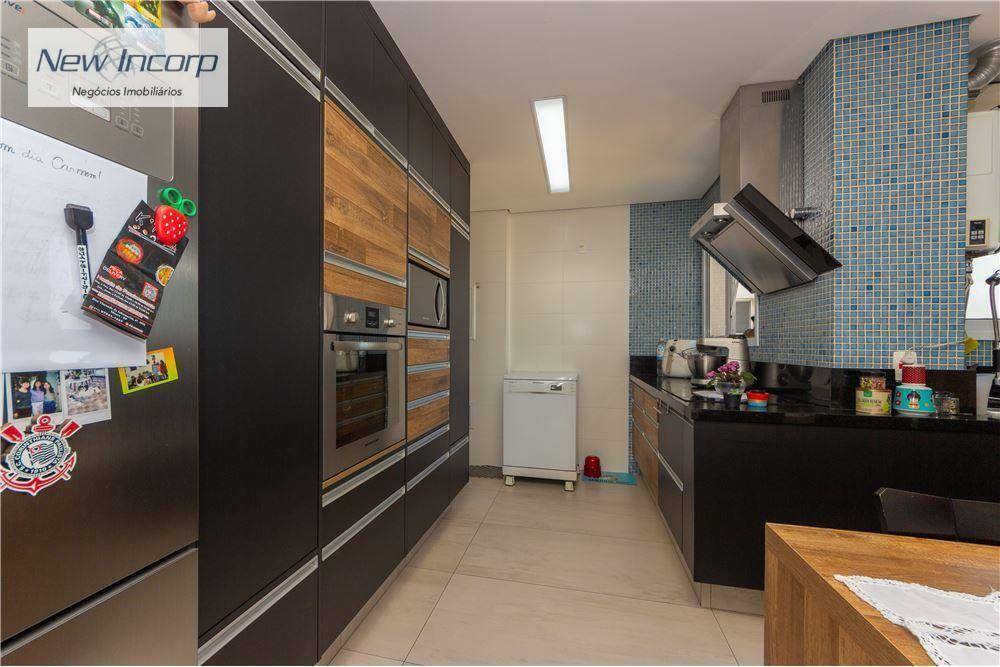 Apartamento à venda com 3 quartos, 209m² - Foto 27