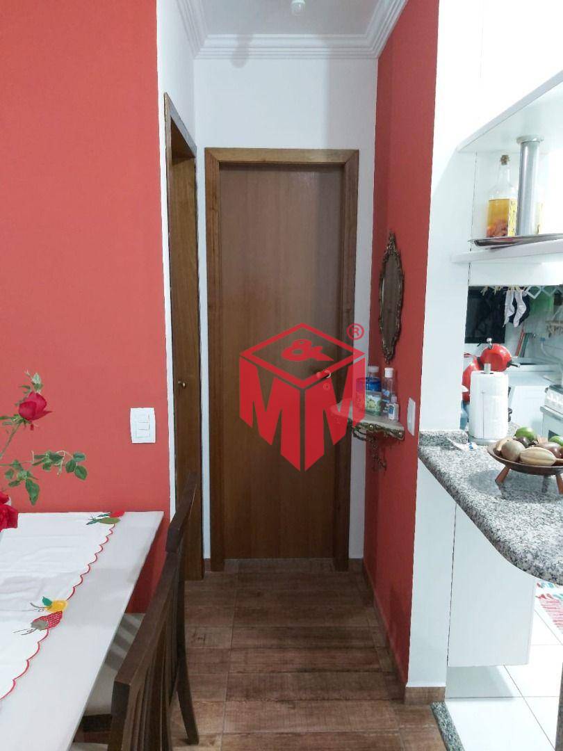 Apartamento à venda com 1 quarto, 50m² - Foto 3