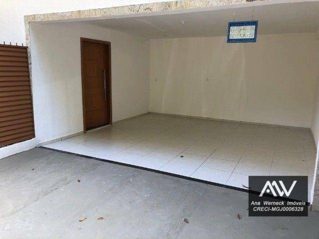 Casa à venda com 3 quartos, 190m² - Foto 3