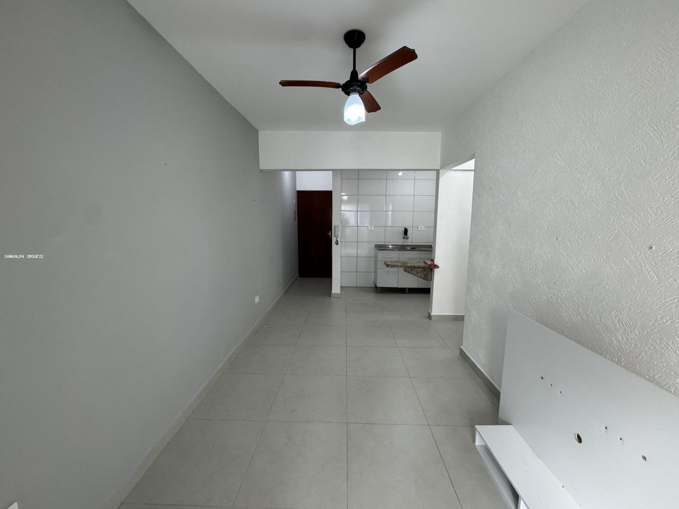 Apartamento à venda com 1 quarto, 42m² - Foto 7