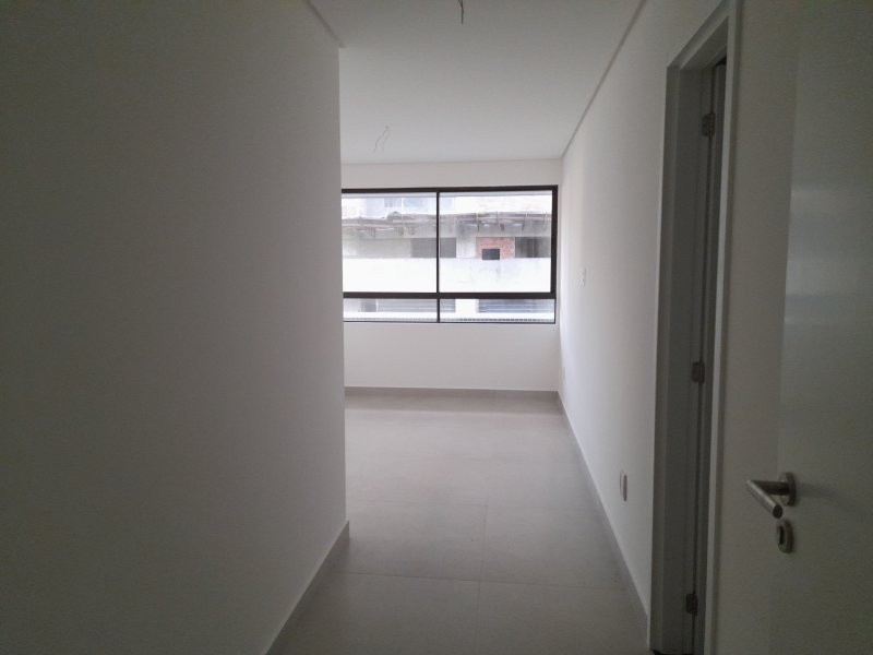 Apartamento à venda com 4 quartos, 200m² - Foto 10