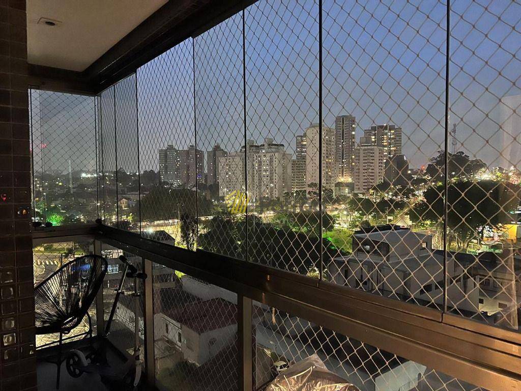 Apartamento para alugar com 3 quartos, 160m² - Foto 1