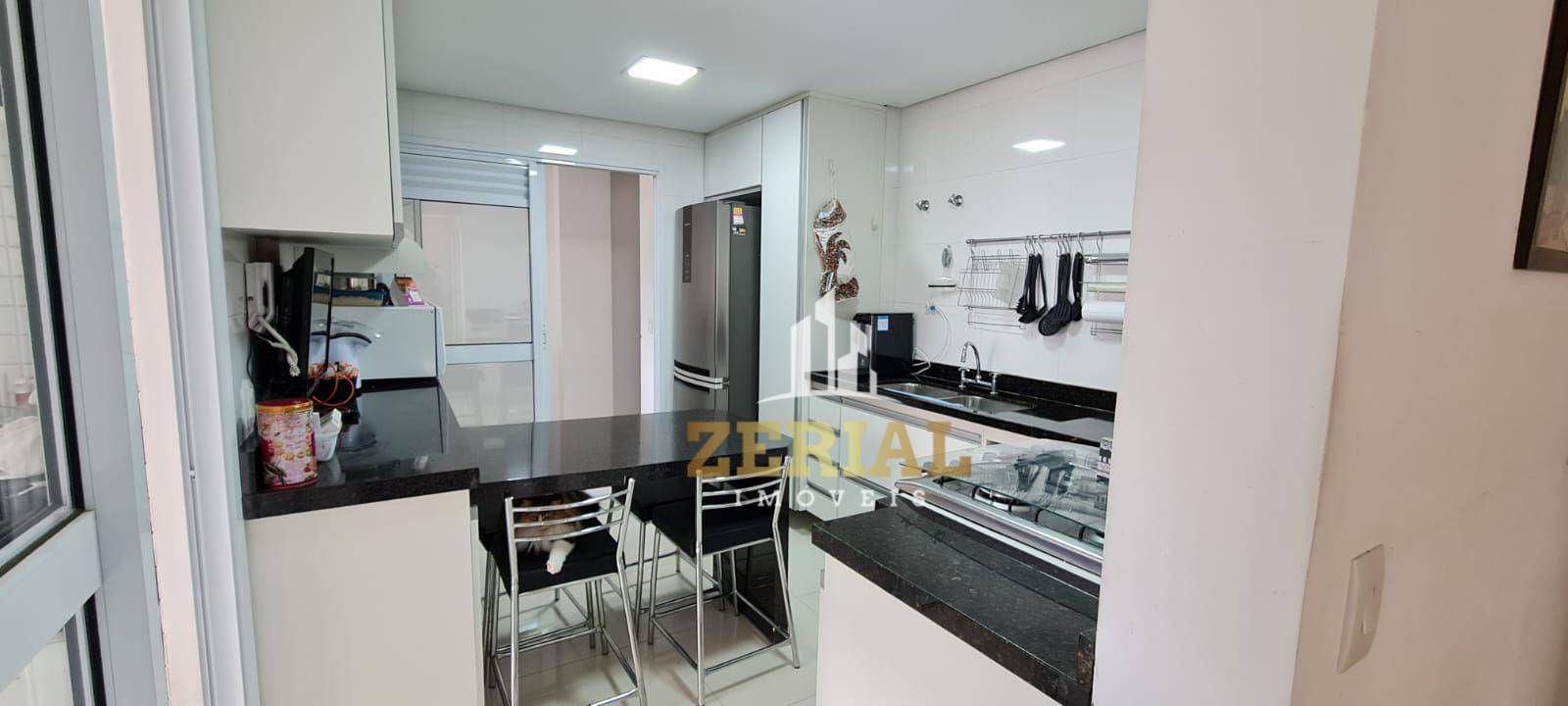 Apartamento à venda com 3 quartos, 154m² - Foto 5