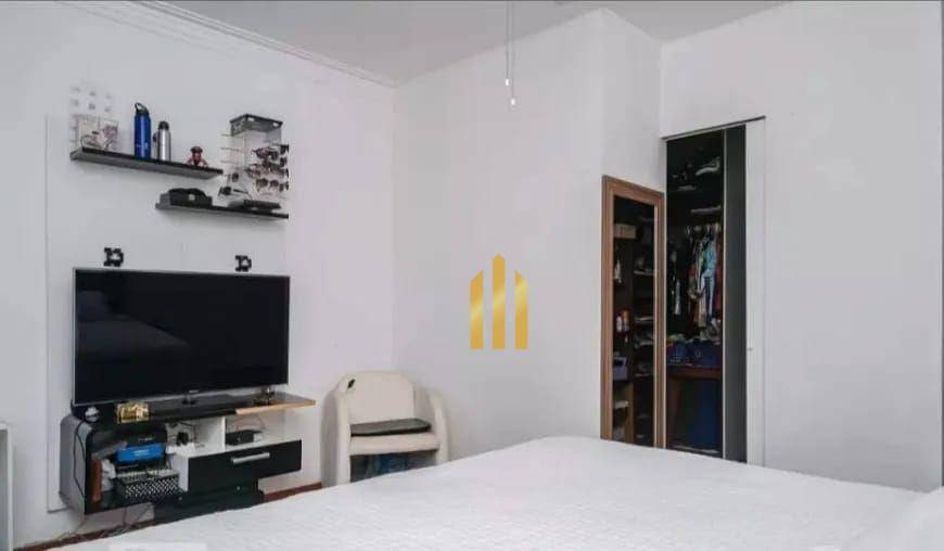 Sobrado à venda com 4 quartos, 300m² - Foto 15