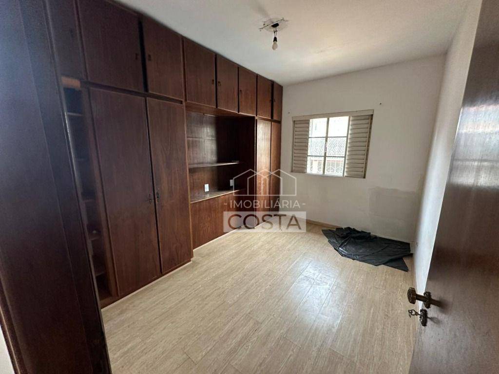 Casa à venda e aluguel com 3 quartos, 154m² - Foto 15