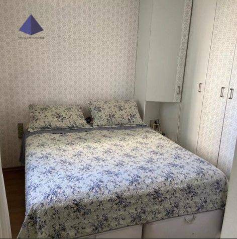 Apartamento à venda com 3 quartos, 75m² - Foto 4