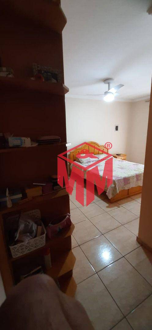 Sobrado à venda com 3 quartos, 259m² - Foto 18