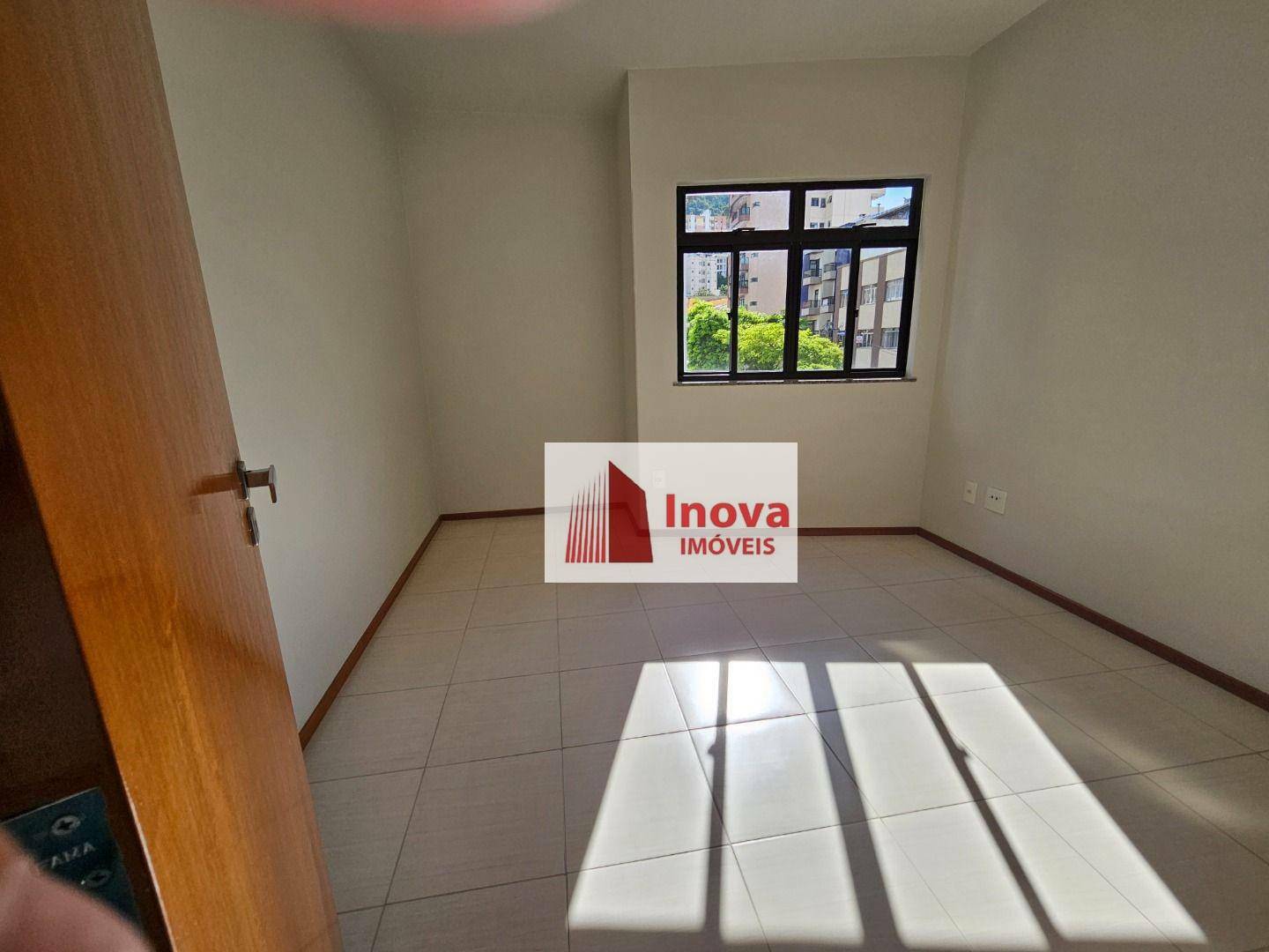 Apartamento à venda com 3 quartos, 90m² - Foto 21