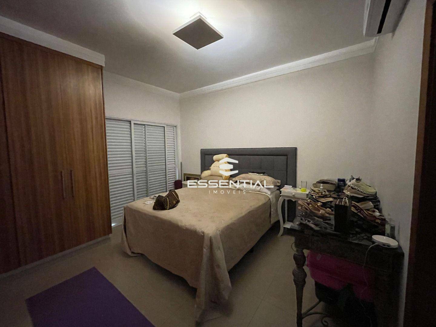 Sobrado à venda e aluguel com 4 quartos, 350m² - Foto 46