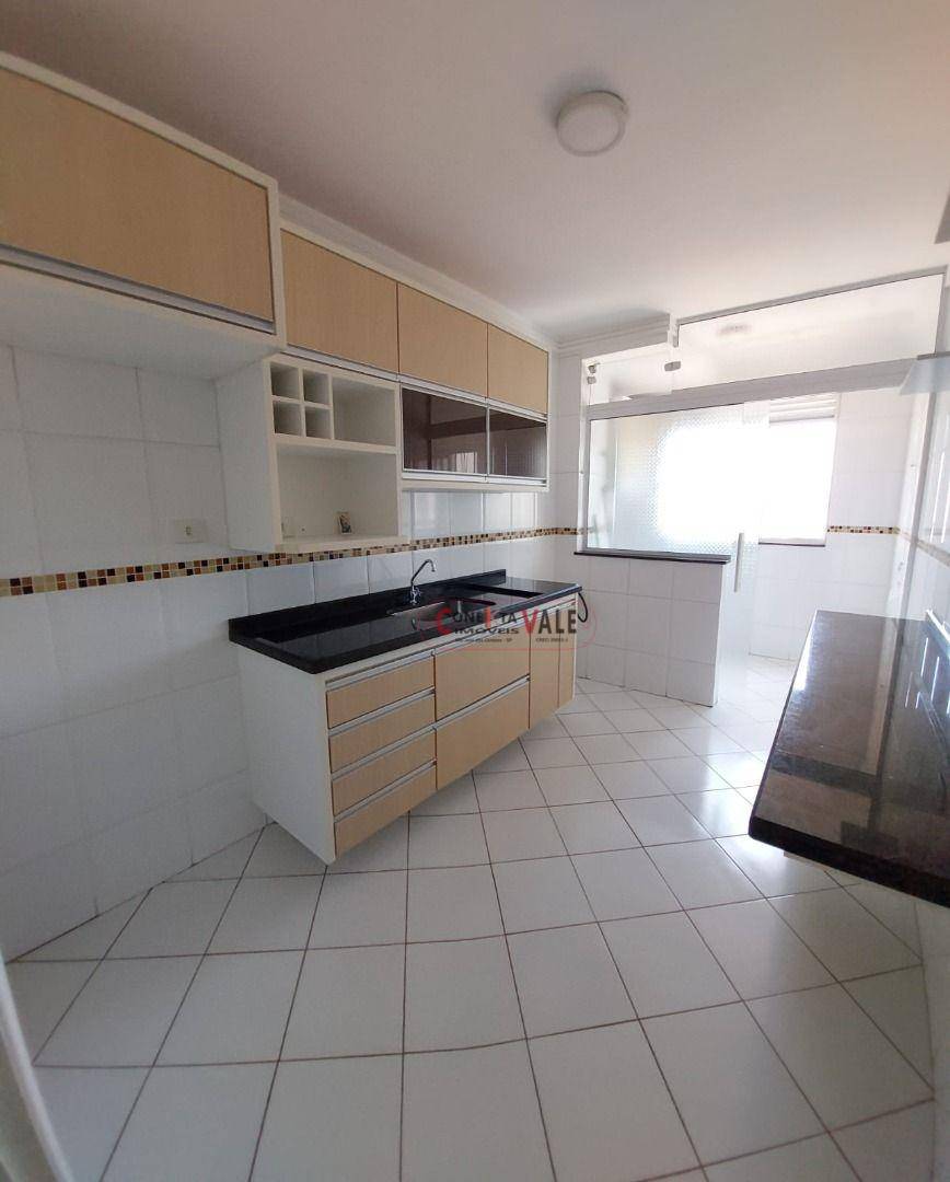 Apartamento à venda com 2 quartos, 72m² - Foto 8