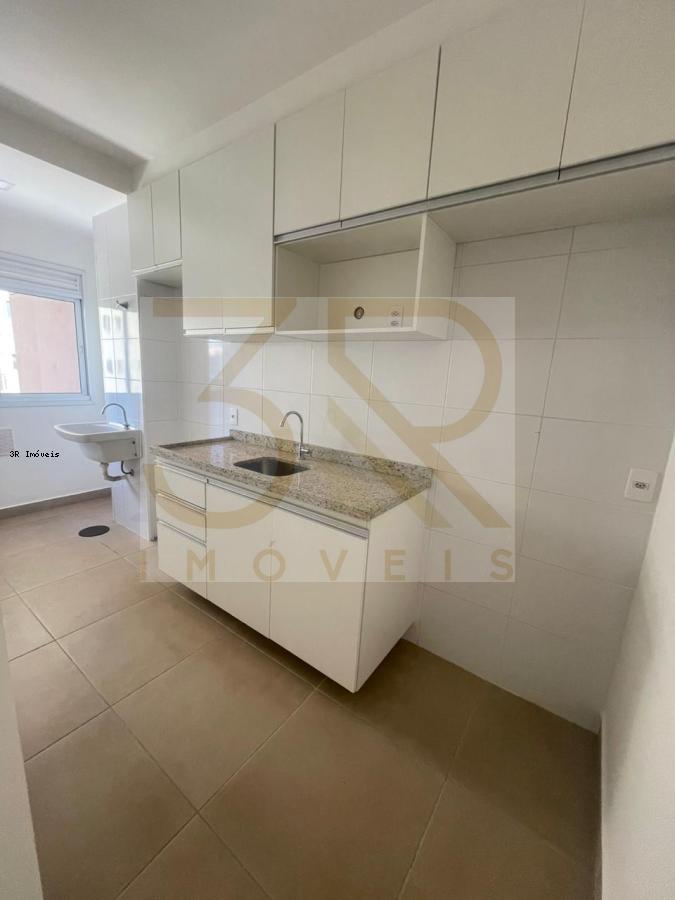 Apartamento para alugar com 2 quartos, 54m² - Foto 2