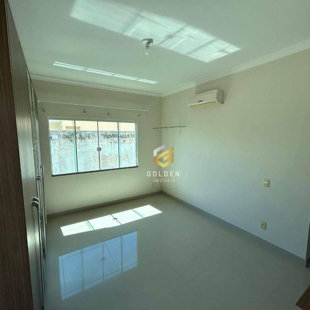 Casa à venda com 4 quartos, 100m² - Foto 8