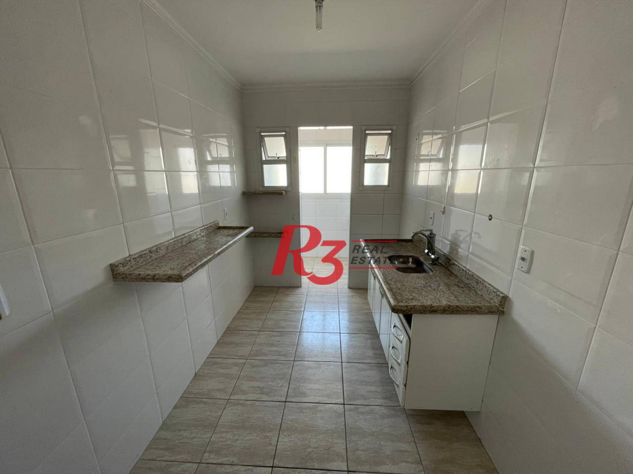 Apartamento à venda com 2 quartos, 69m² - Foto 5