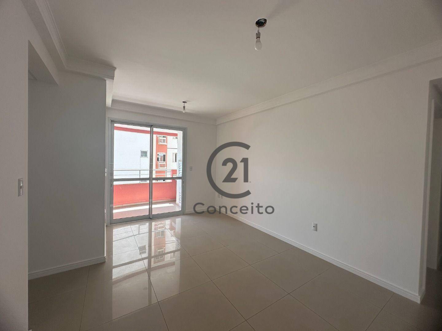 Apartamento à venda com 3 quartos, 82m² - Foto 1