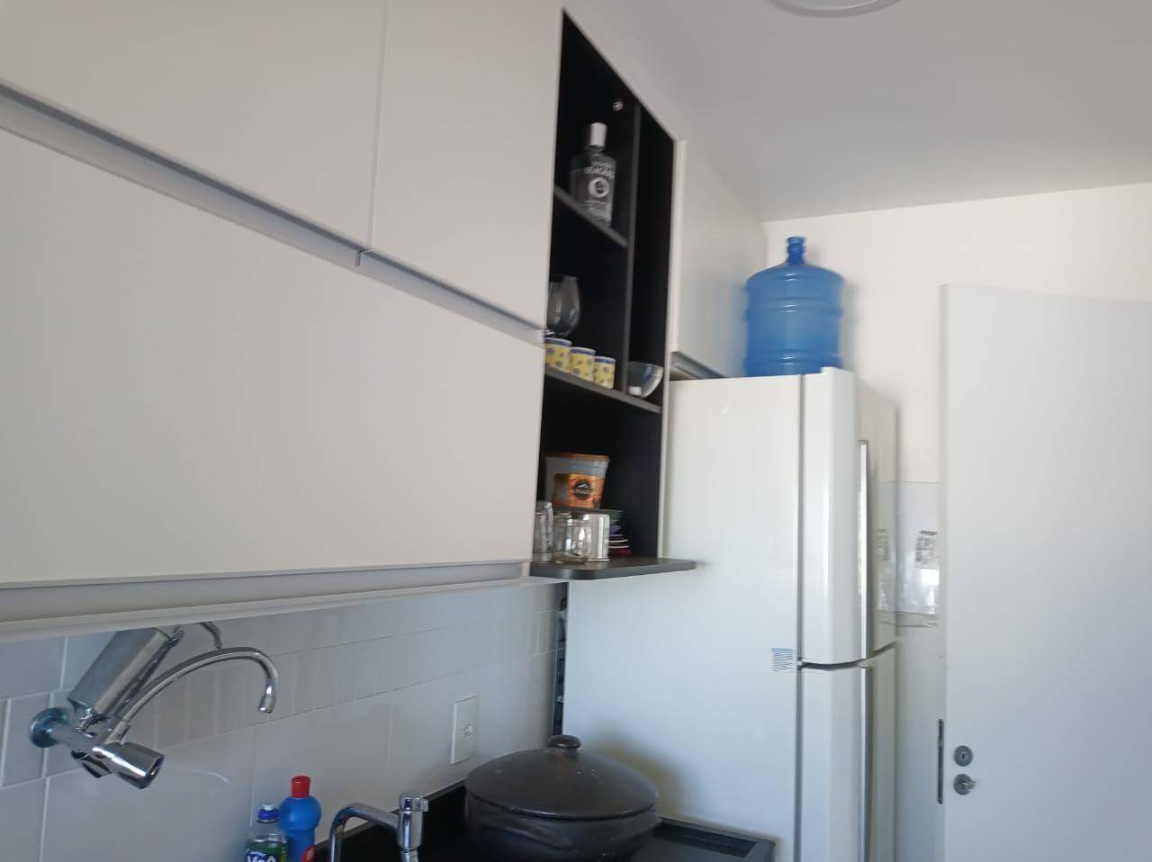 Apartamento à venda com 2 quartos, 60m² - Foto 2