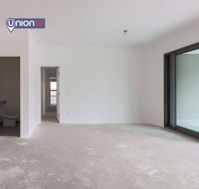 Apartamento à venda com 4 quartos, 216m² - Foto 5