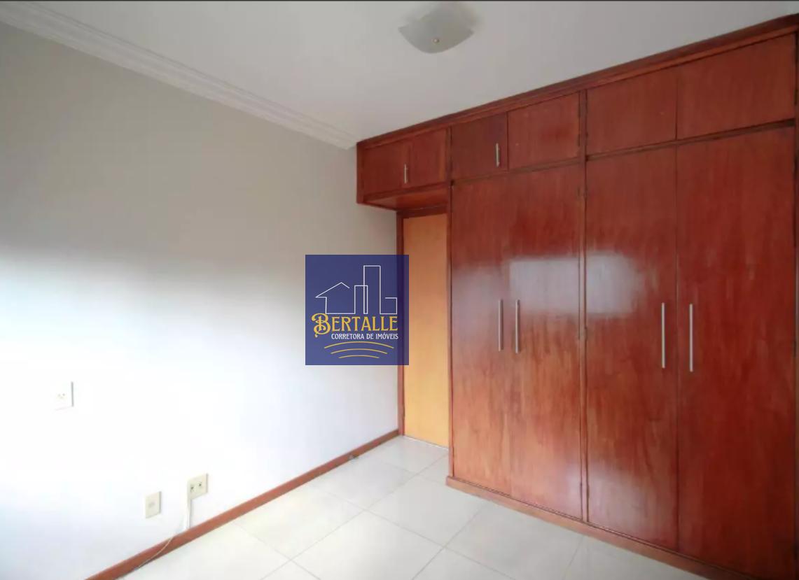 Apartamento à venda com 3 quartos, 90m² - Foto 2