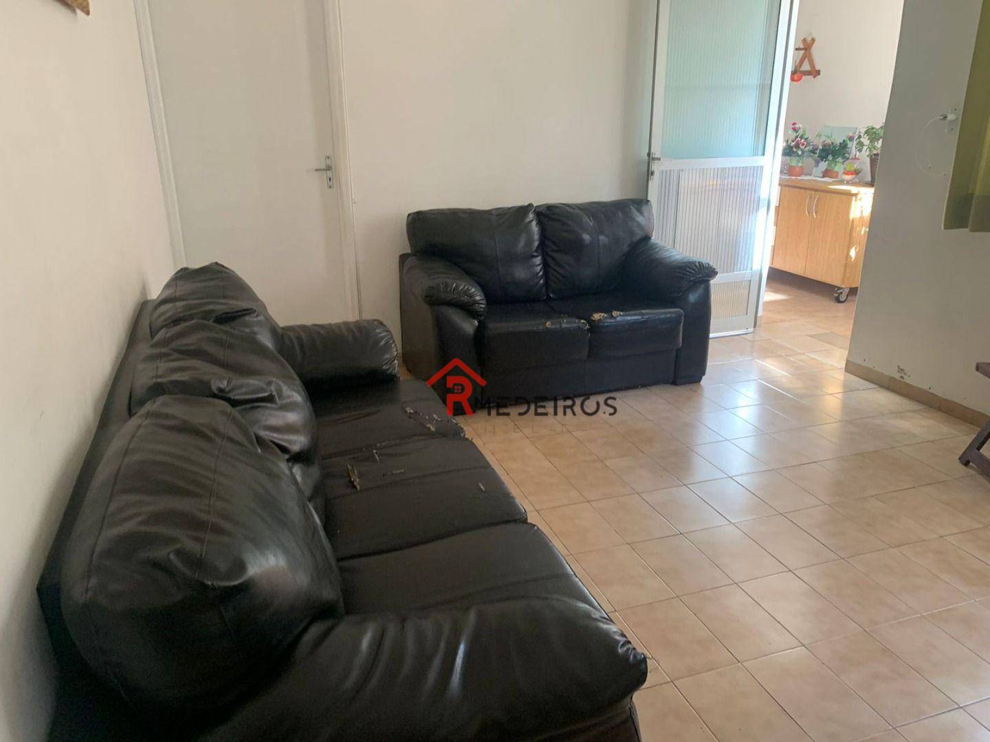 Casa à venda com 3 quartos, 112m² - Foto 9