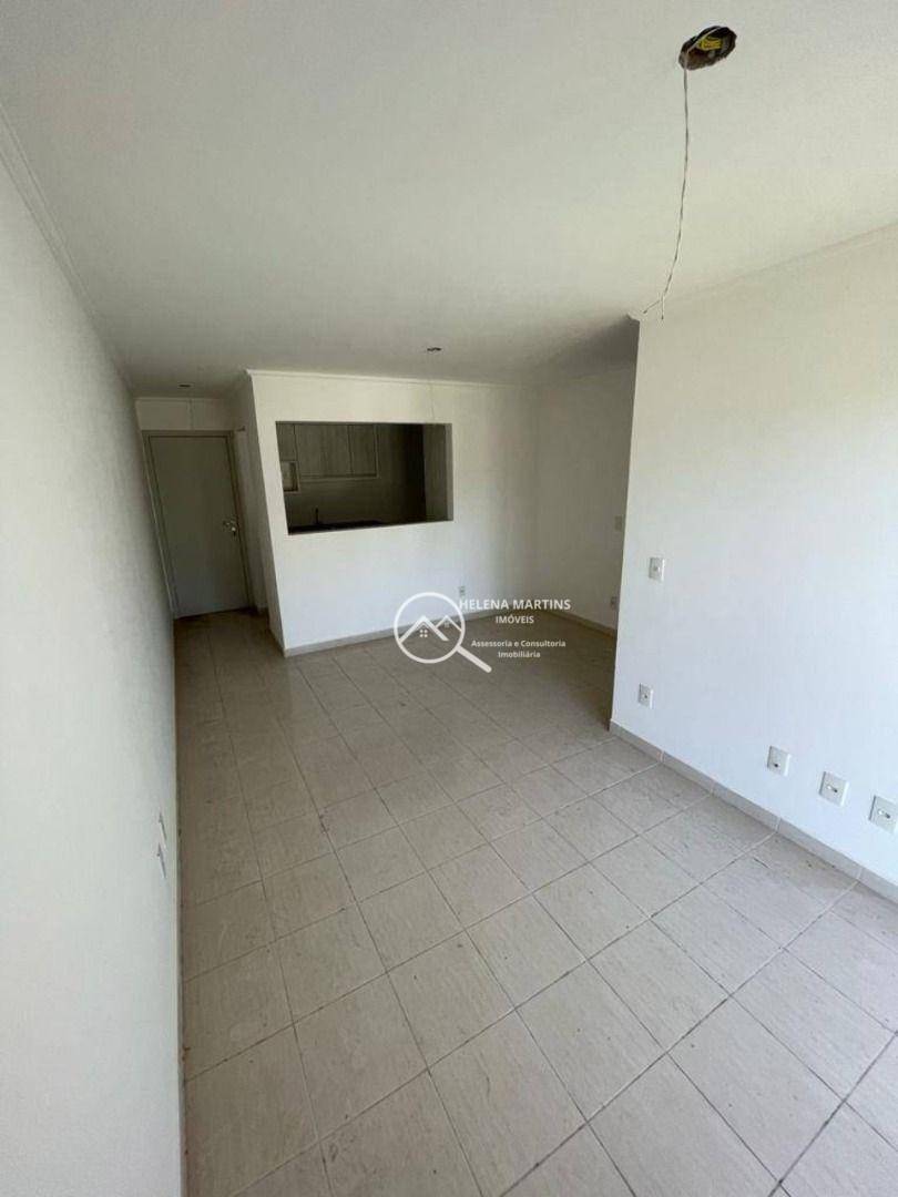 Apartamento à venda com 2 quartos, 65m² - Foto 1