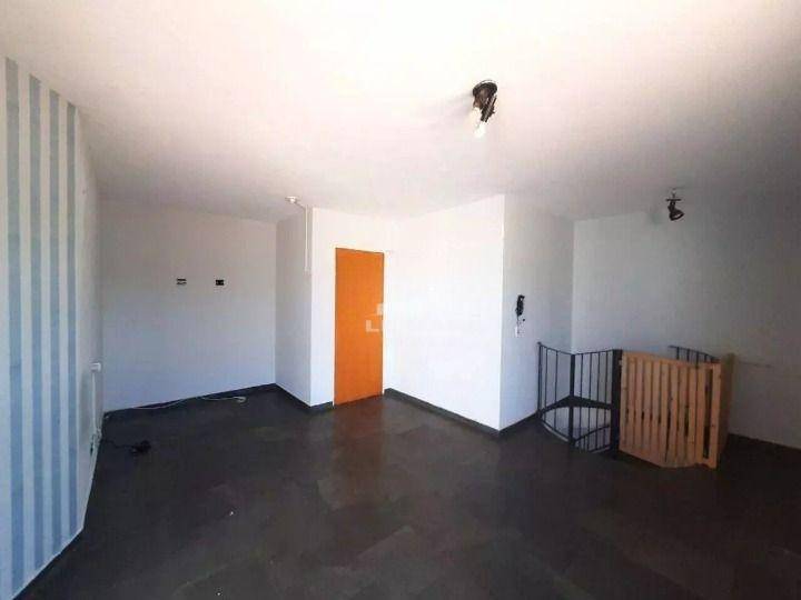 Apartamento à venda com 3 quartos, 203m² - Foto 13