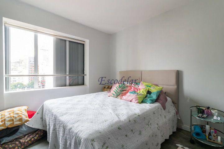 Apartamento à venda com 2 quartos, 70m² - Foto 12