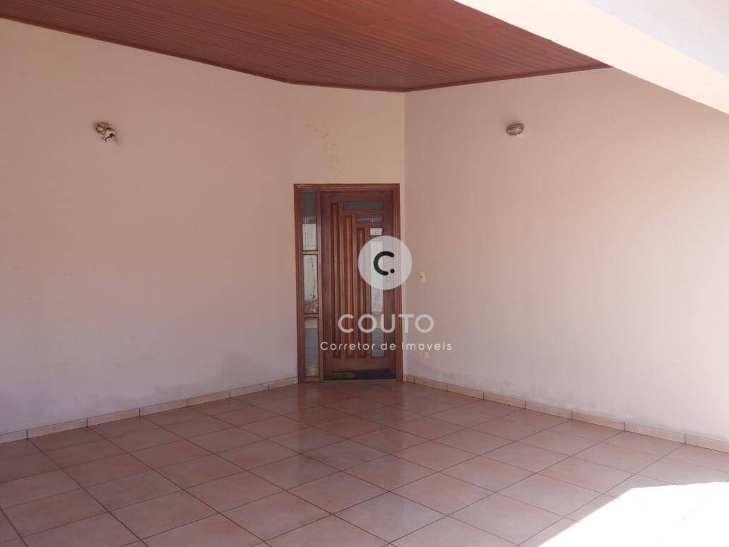 Casa à venda com 4 quartos, 272m² - Foto 4