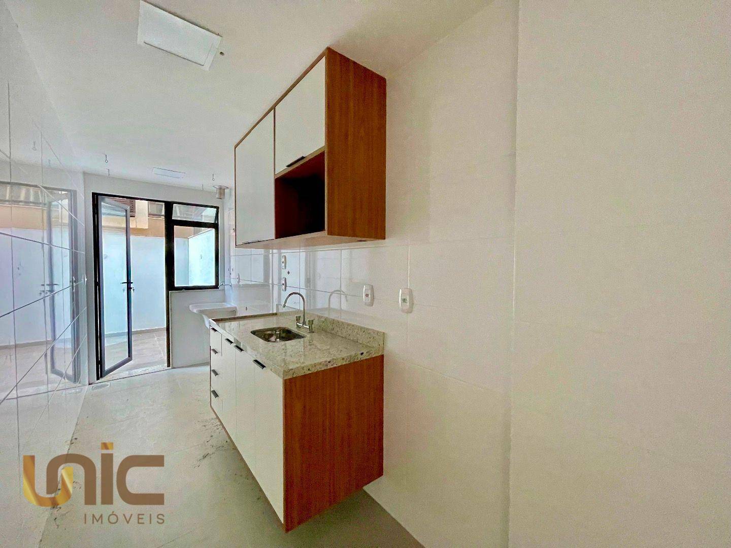 Apartamento à venda com 3 quartos, 130m² - Foto 15