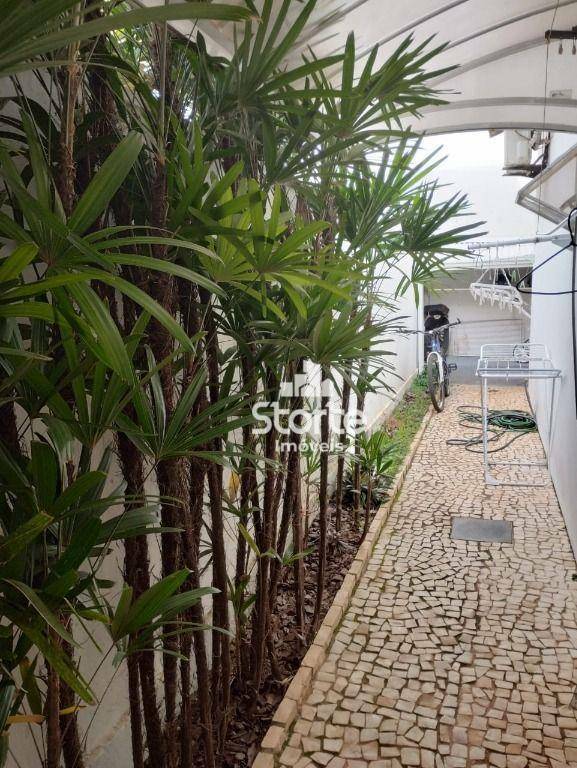 Casa de Condomínio à venda com 3 quartos, 270m² - Foto 18