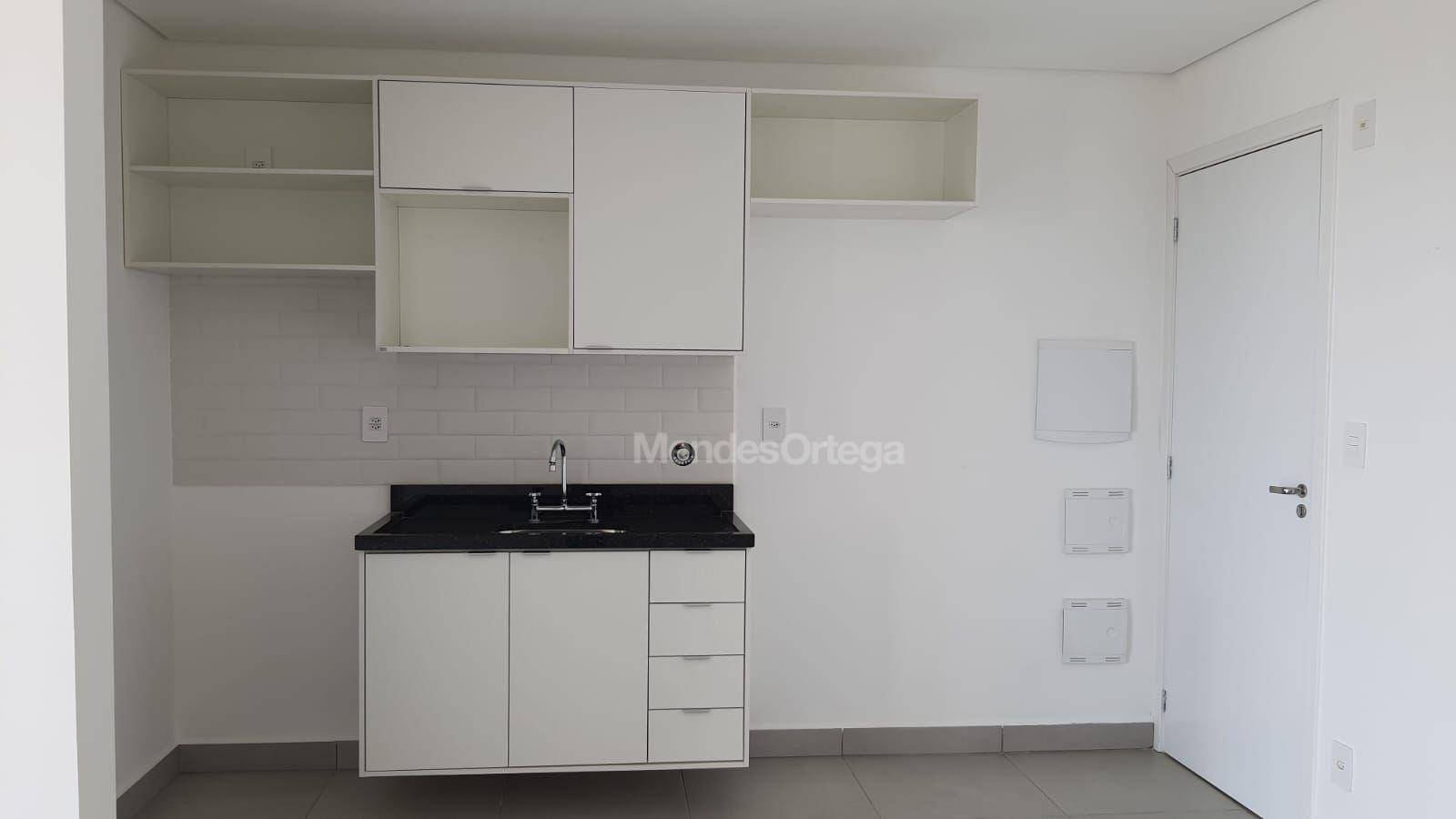 Apartamento para alugar com 3 quartos, 95m² - Foto 9