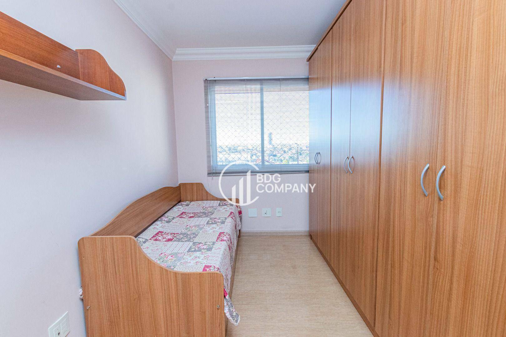 Apartamento à venda com 3 quartos, 87m² - Foto 16