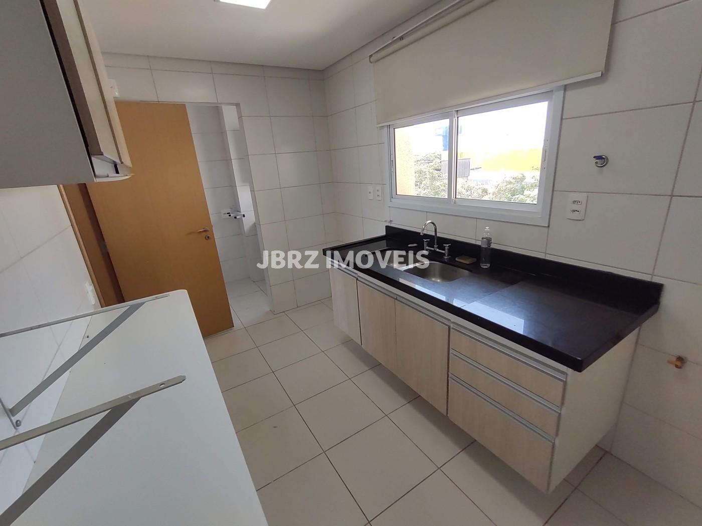 Apartamento para alugar com 3 quartos, 116m² - Foto 5