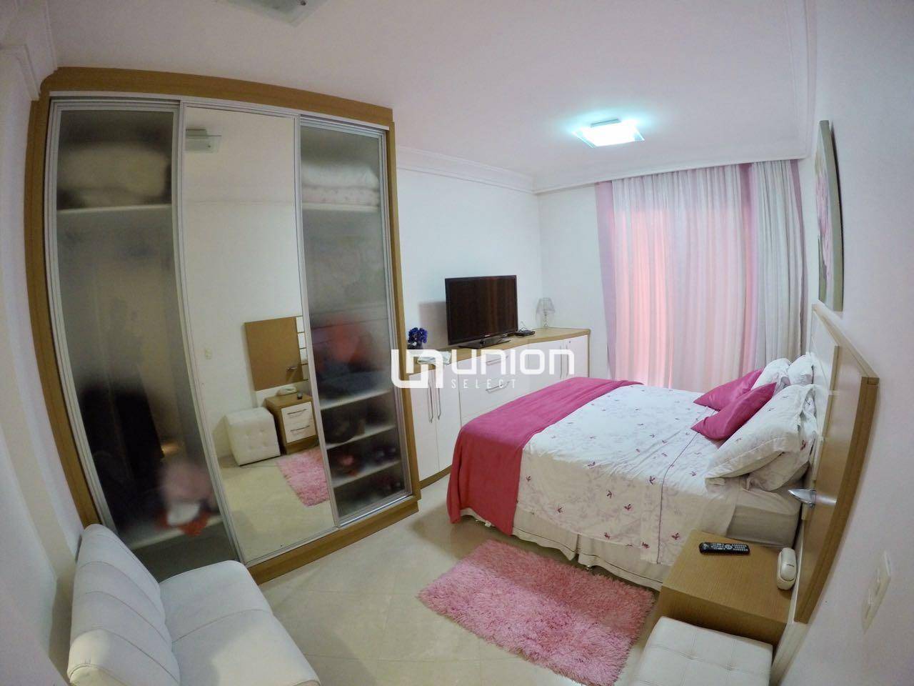 Apartamento à venda com 3 quartos, 150m² - Foto 7