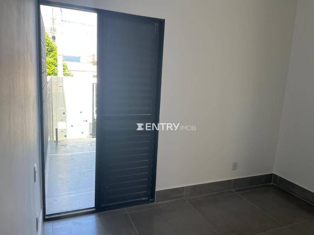 Casa à venda com 3 quartos, 123m² - Foto 14