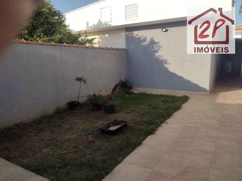 Casa à venda com 3 quartos, 133m² - Foto 11