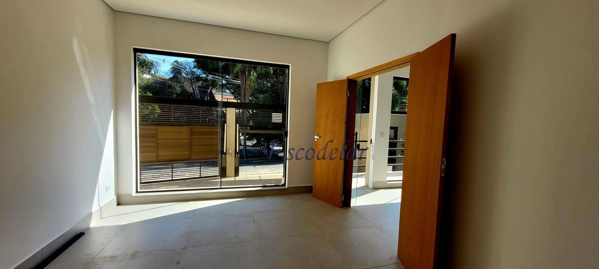 Casa à venda com 4 quartos, 450m² - Foto 8