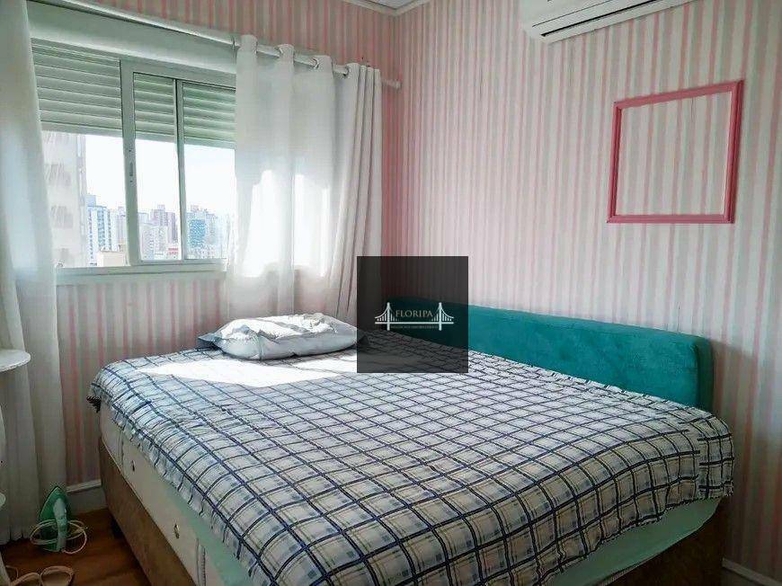 Apartamento à venda com 3 quartos, 93m² - Foto 15