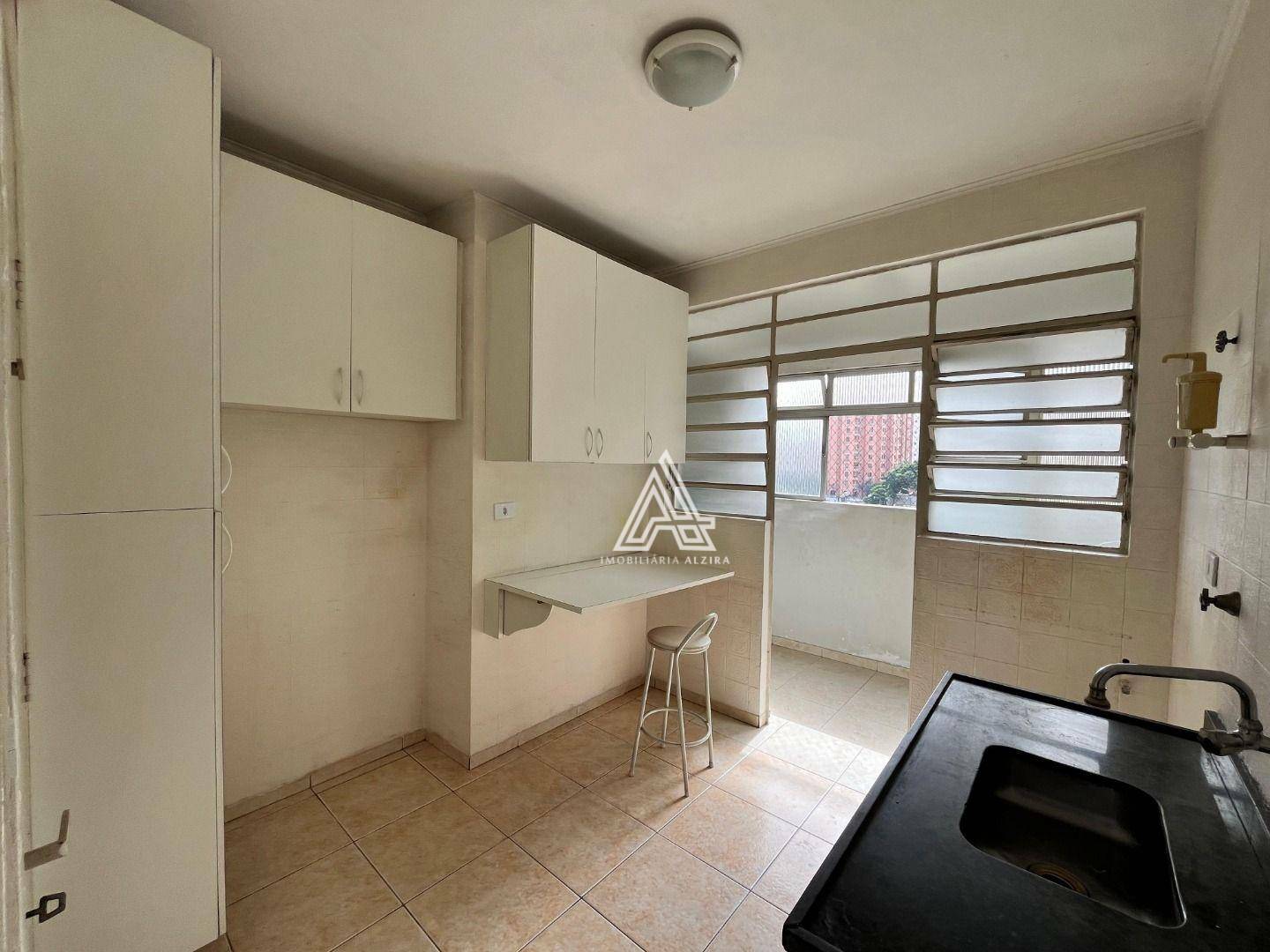 Apartamento à venda com 2 quartos, 70m² - Foto 13