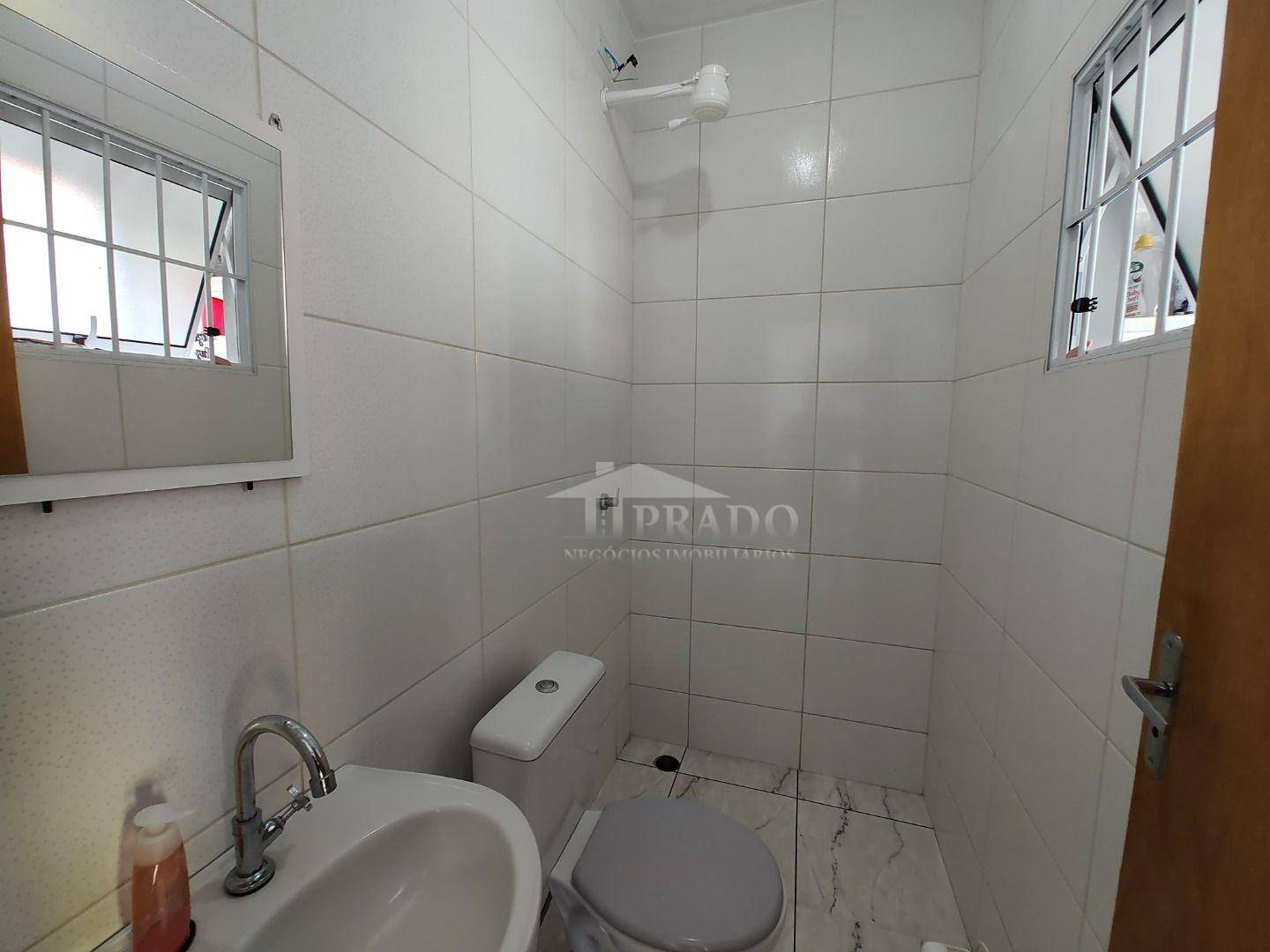 Casa à venda com 2 quartos, 90m² - Foto 17