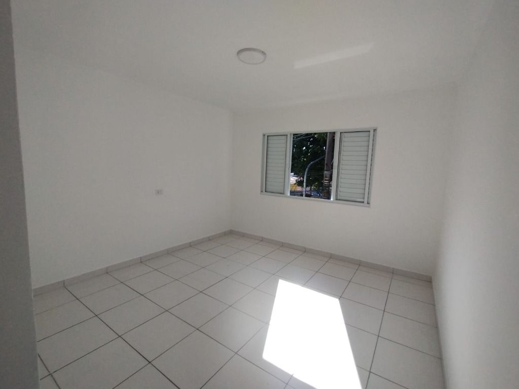 Sobrado para alugar com 3 quartos, 204m² - Foto 16