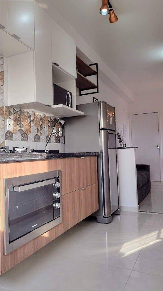 Apartamento para alugar com 2 quartos, 50m² - Foto 10