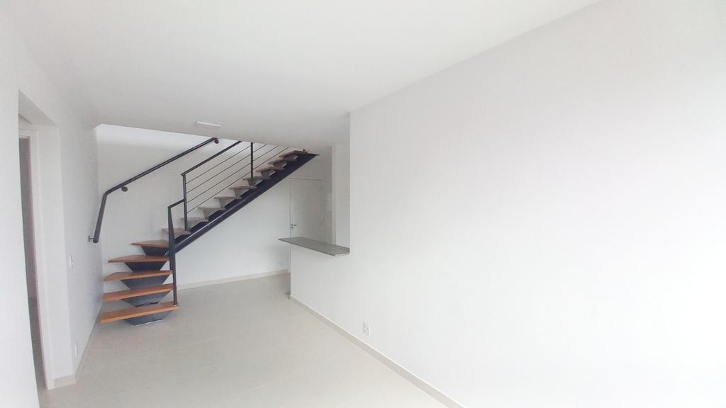 Apartamento à venda com 3 quartos, 100m² - Foto 3