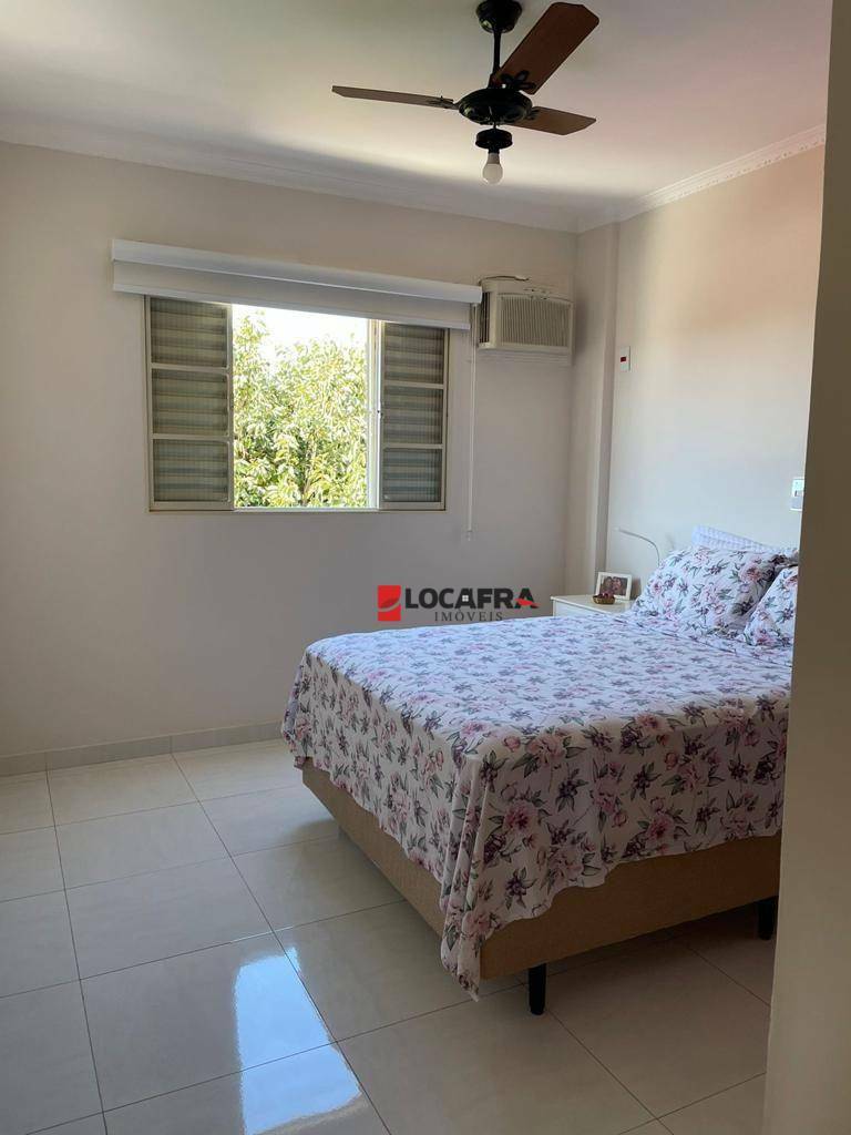 Apartamento à venda com 2 quartos, 86m² - Foto 11