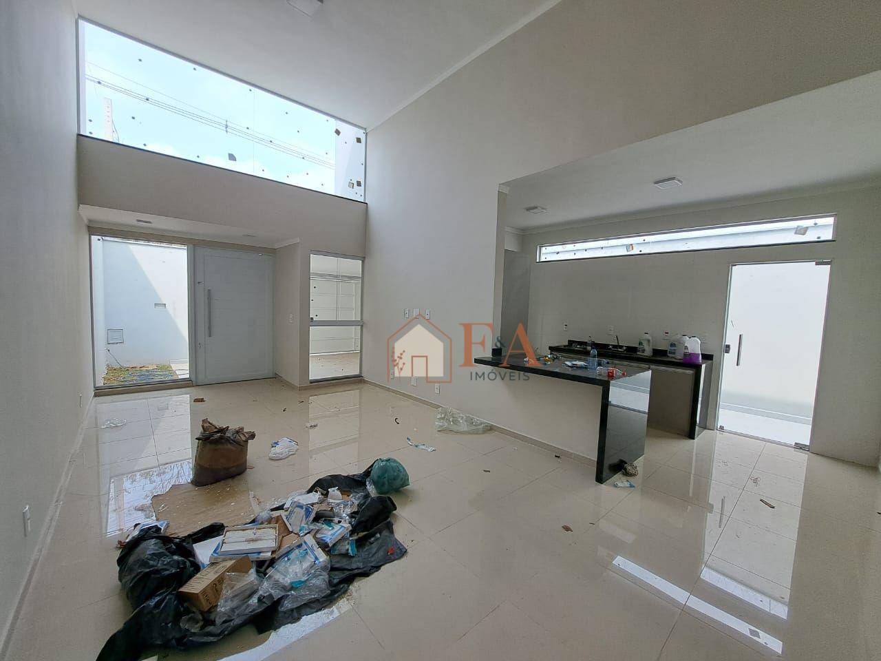 Casa à venda com 3 quartos, 200M2 - Foto 5