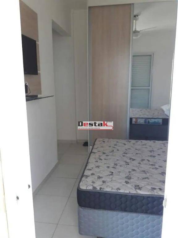 Apartamento à venda com 3 quartos, 89m² - Foto 12