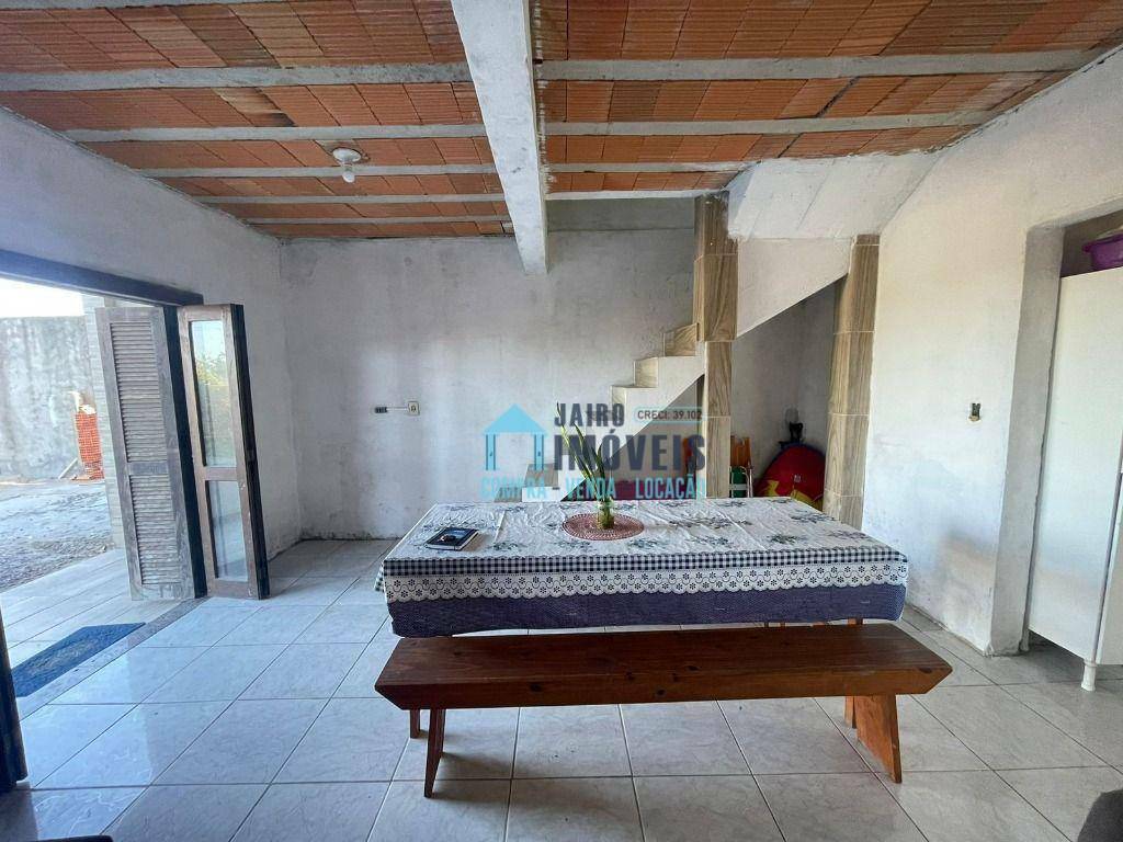 Casa à venda com 4 quartos, 150m² - Foto 10