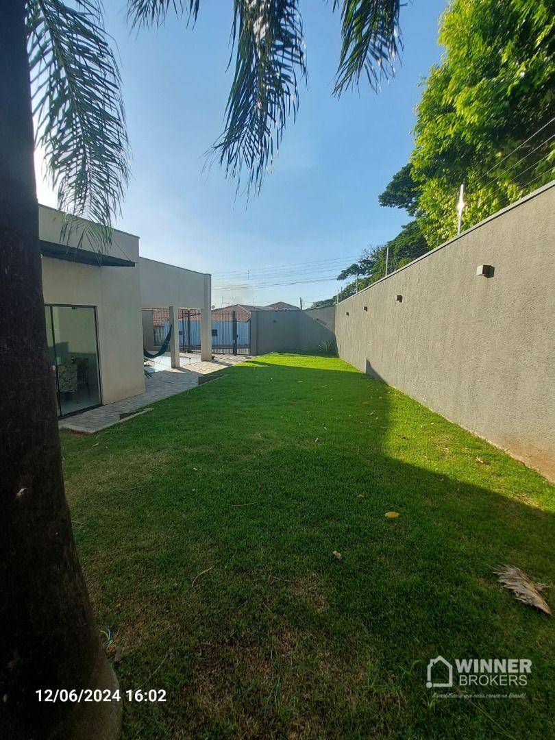 Casa à venda com 3 quartos, 160m² - Foto 4